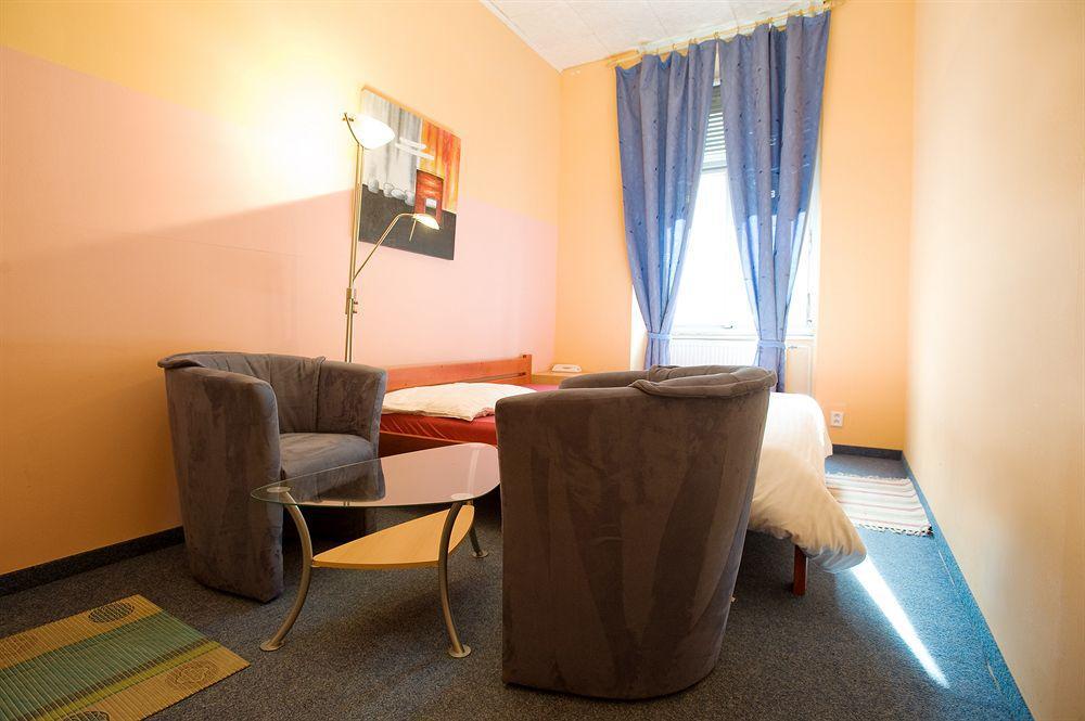 Club Hotel Praha Extérieur photo